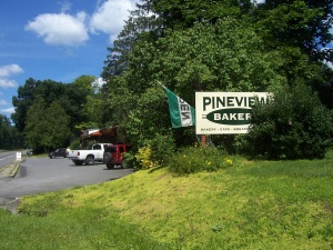 Pineview Bakery & Cafe, Route 28, Shokan